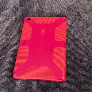 Speck iPad mini case